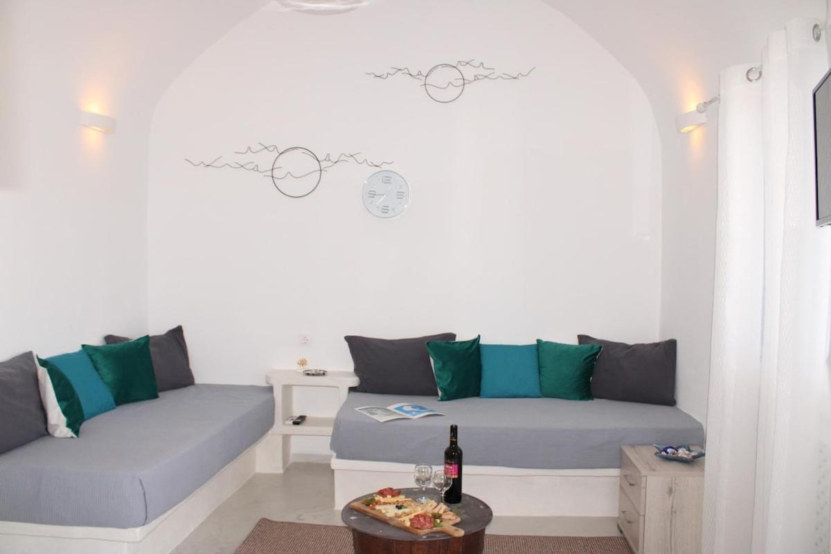 Villa Solasta #1 With Jacuzzi In Santorini Akrotiri  Ngoại thất bức ảnh
